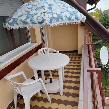 Πανσιόν Kata Vendeghaz 3*